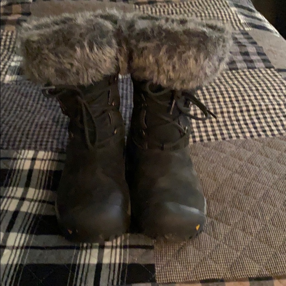 Keen winter boots